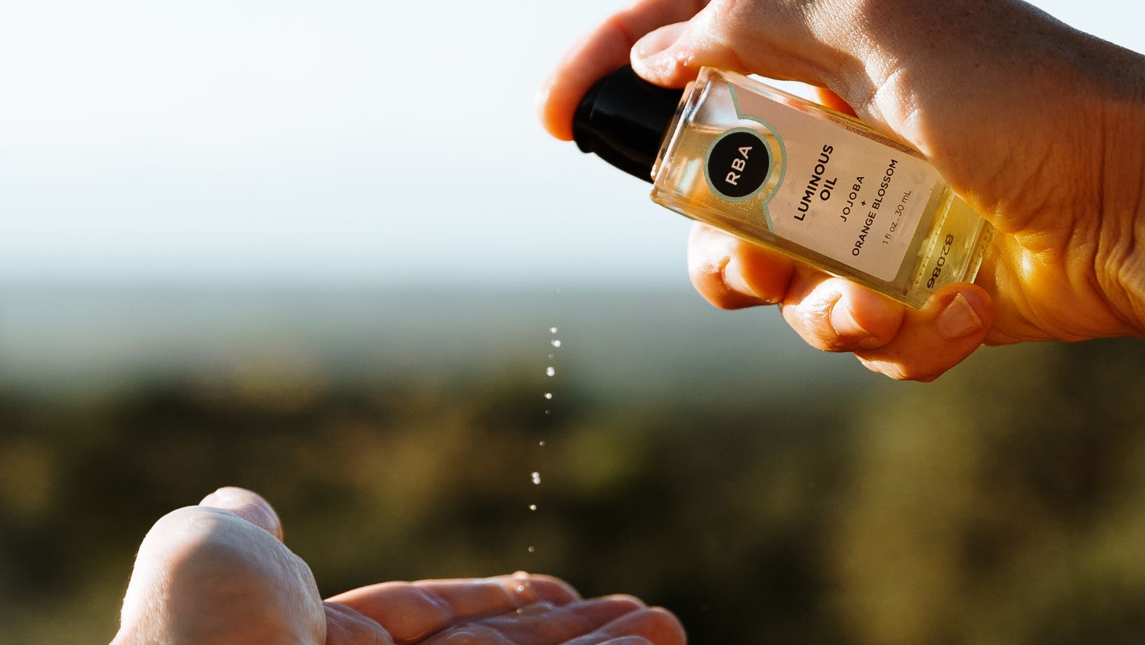 The Great Skincare Debate: When to Apply Facial Oil