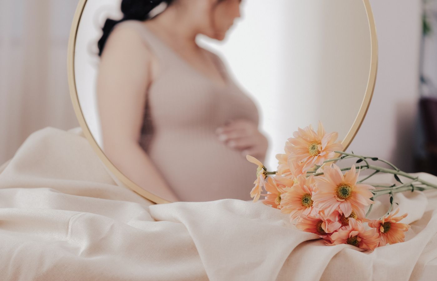Glowing Skin for the Busy Mom: 5 Tips to Simplify your Daily Ritual